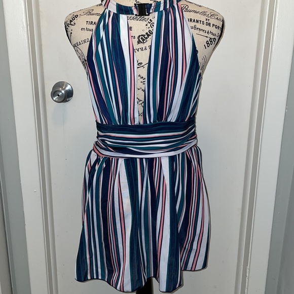 COPY - BBATHING SUIT TOP -SIZE 10- MULTI STRIPES -HALTER NECK WITH BACK OPENING- - Picture 3 of 6